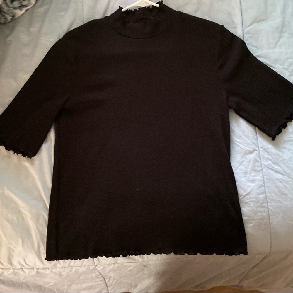 COPY - Short sleeve Black Mock neck